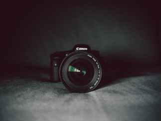 aperture black blur camera